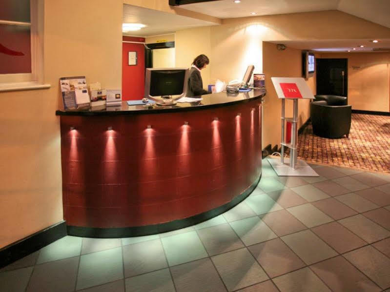 Mercure George Hotel, Reading Bagian luar foto