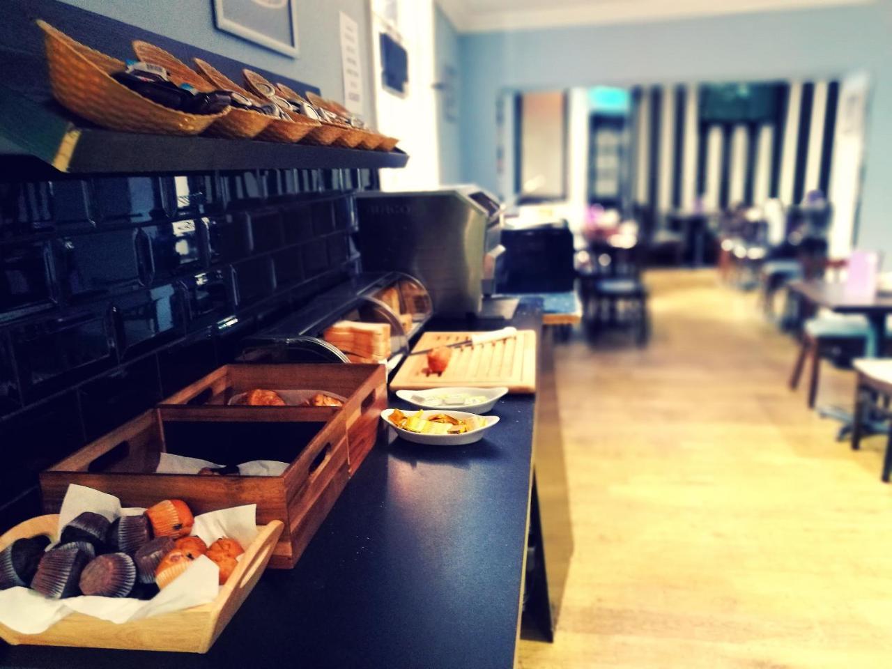 Mercure George Hotel, Reading Bagian luar foto